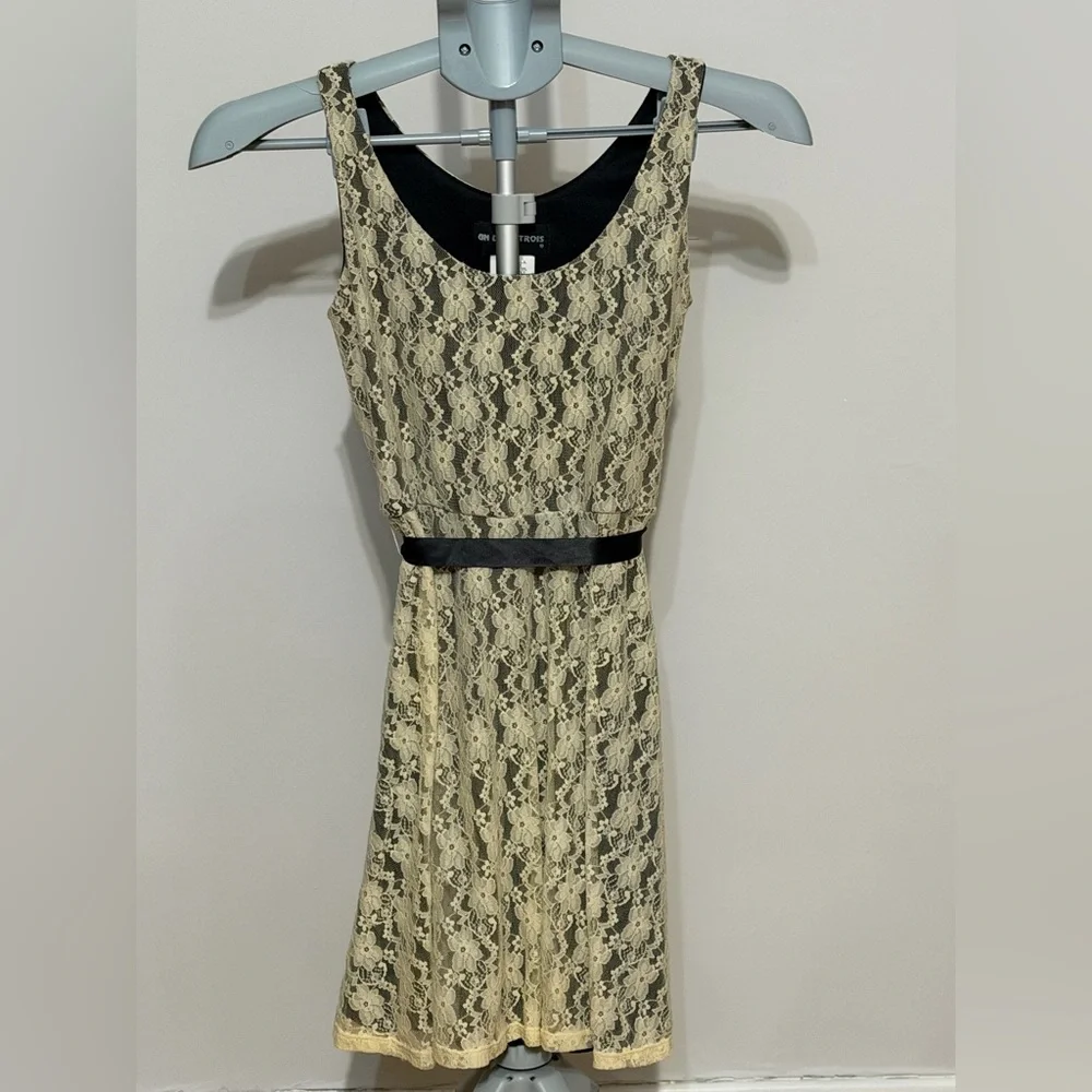 Un Deux Trois Lace Dress Cream & Black